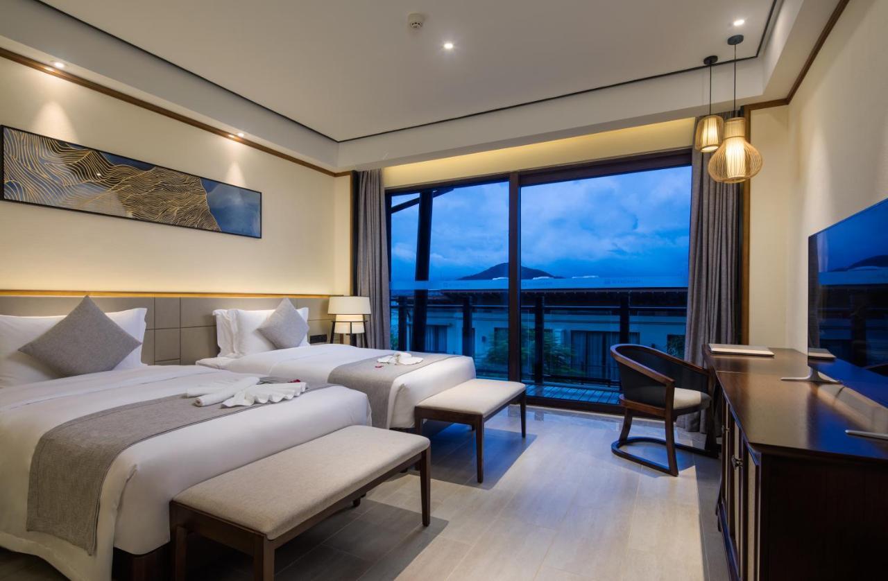 Wyndham Shenzhou Peninsula Hotel Wanning Exterior photo