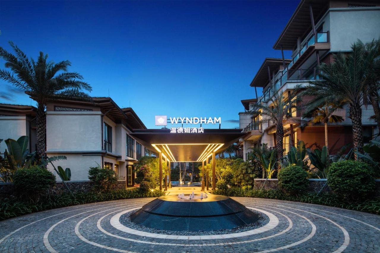 Wyndham Shenzhou Peninsula Hotel Wanning Exterior photo